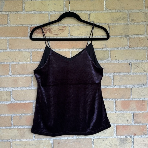 Vero Moda Elegant Purple Velvet Women's Top - Picture 3 of 3